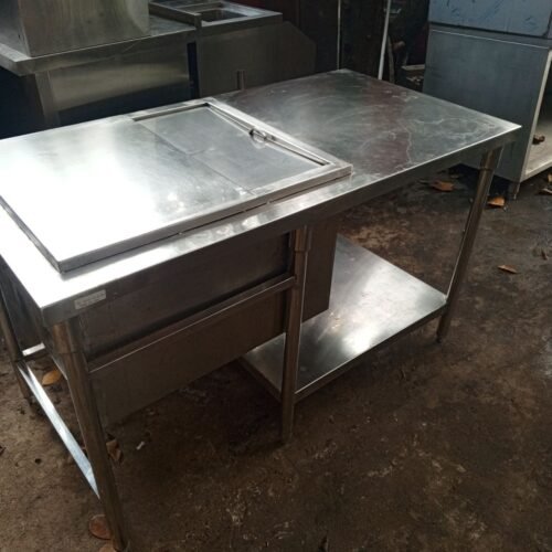 Meja stainless  2 susun ice bean Ukuran 135x70x81