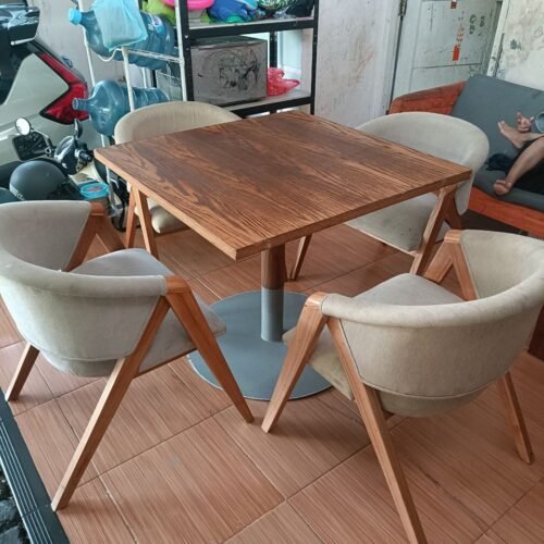Meja kursi makan cafe Ukuran meja 90x90x75